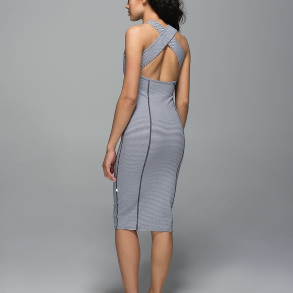 lululemon athletica Dresses & Skirts - Lululemon Picnic Play Dress Gingham Luon White Black